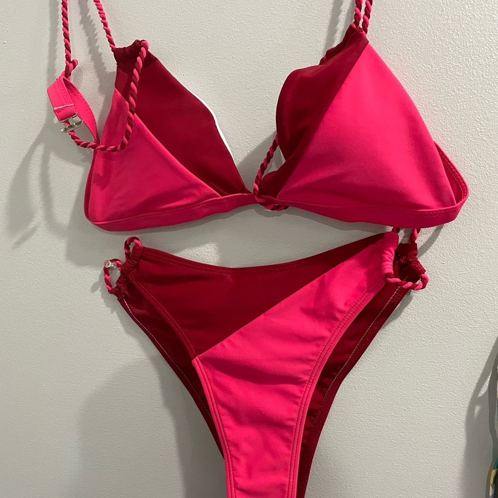 I’m a small business owner and I’m trying to sell my products on poshmark
